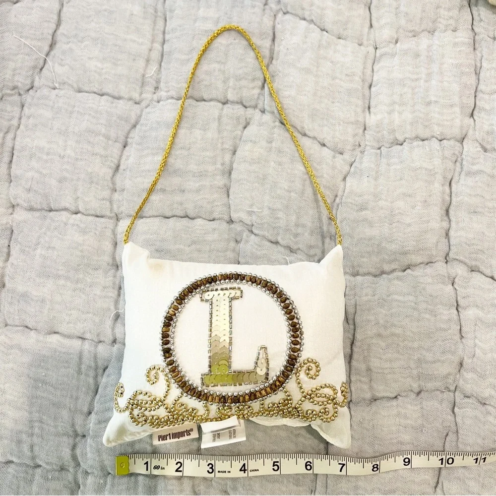 Pier 1 Imports “L” Gold Monogram Sequined Beaded Door Knocker Pillow Decor Hang